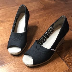 Toms wedges